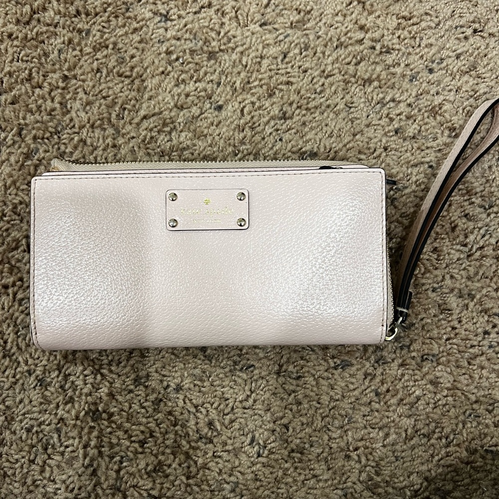 Kate spade clutch wallet